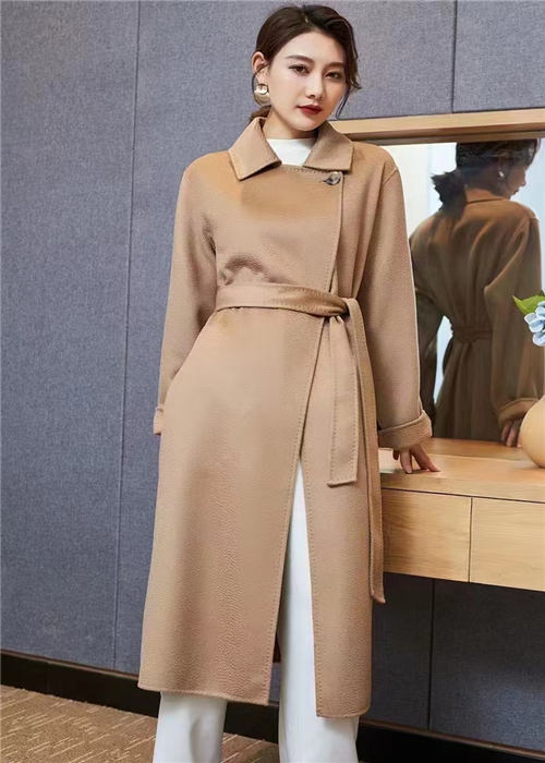 大(dà)衣定制(zhì)